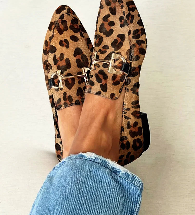 Gia - Chic Leopard Print Loafers – view 2