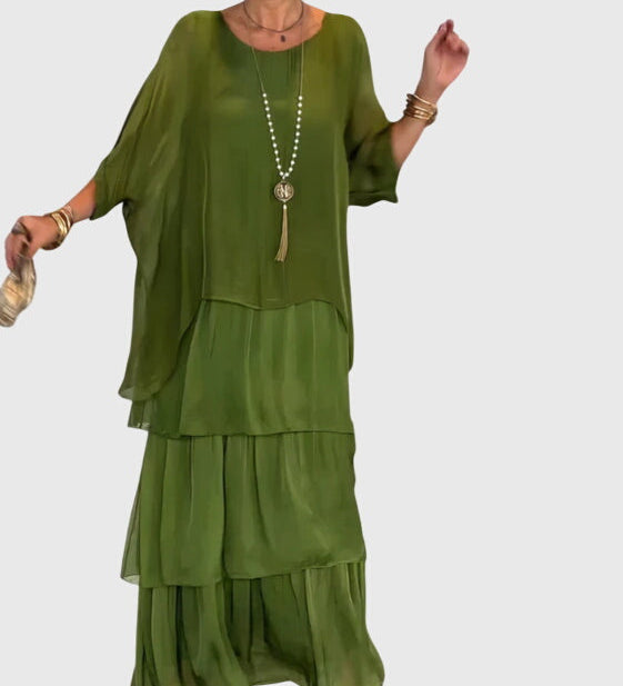 Patricia | Elegant Long and Flowing Dress – view 15