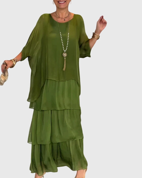 Patricia | Elegant Long and Flowing Dress – view 15