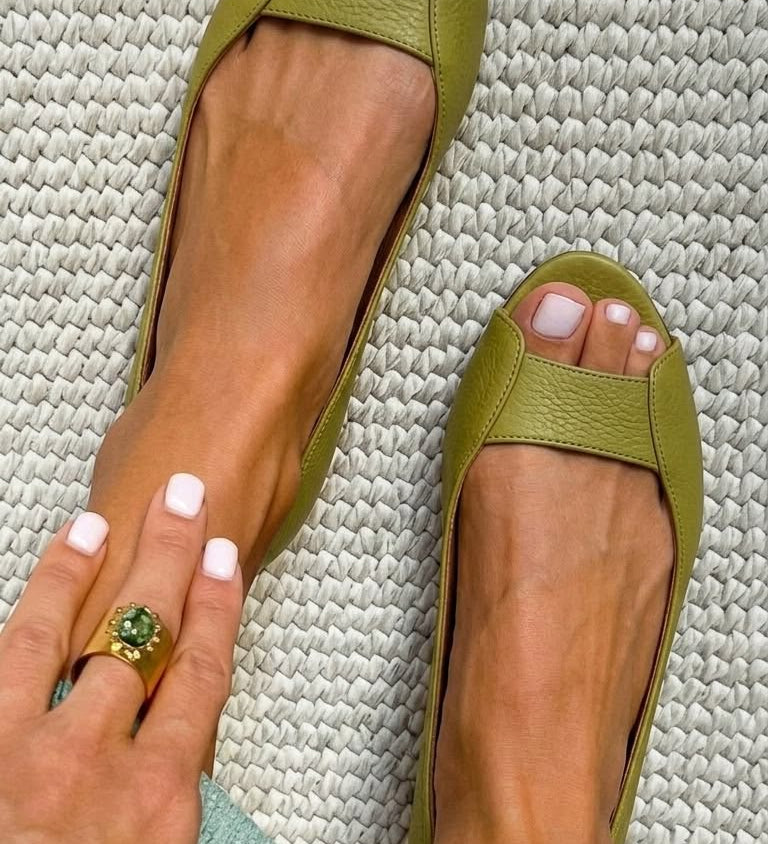 Adelina | Chic Comfort Gold Sandals – view 11