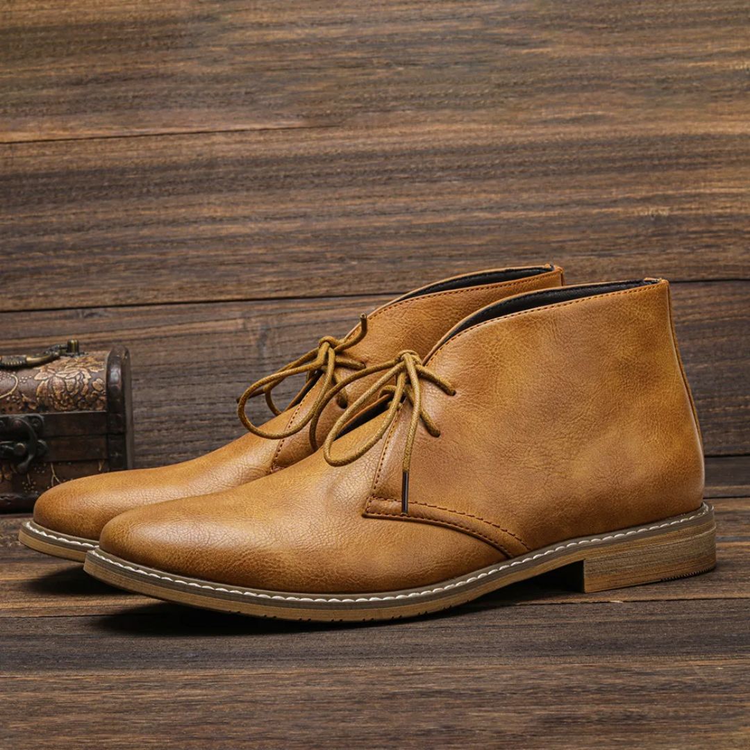 Herold™ Chukka Boots