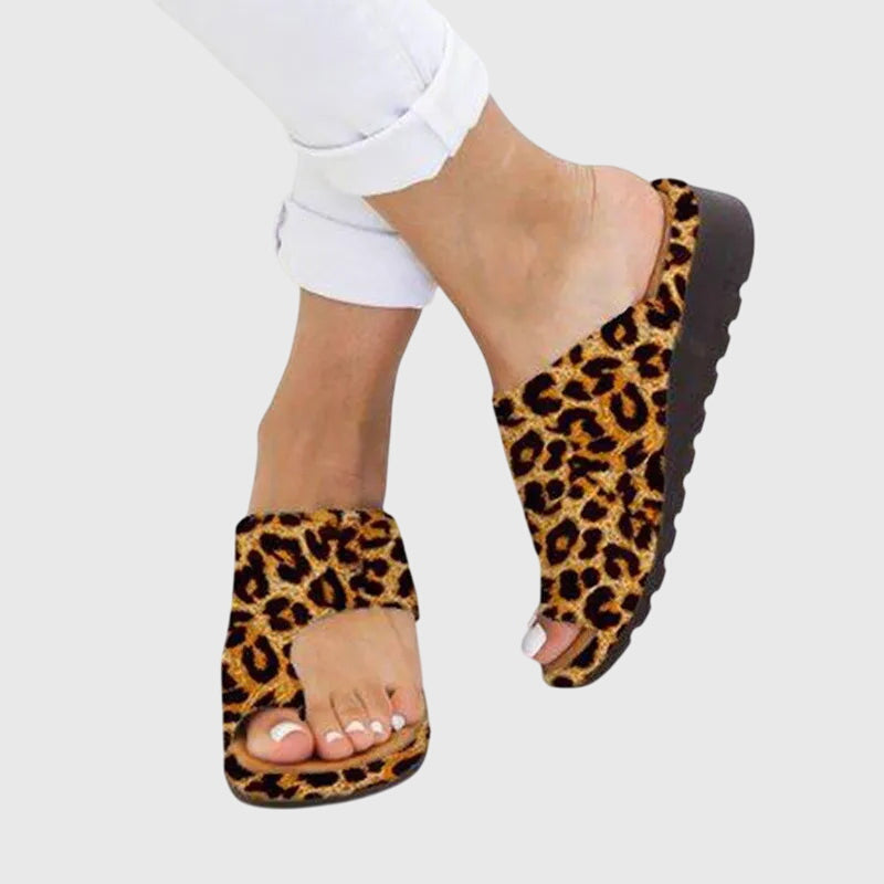 Lizzie | Summer Orthopaedic Sandals – view 3