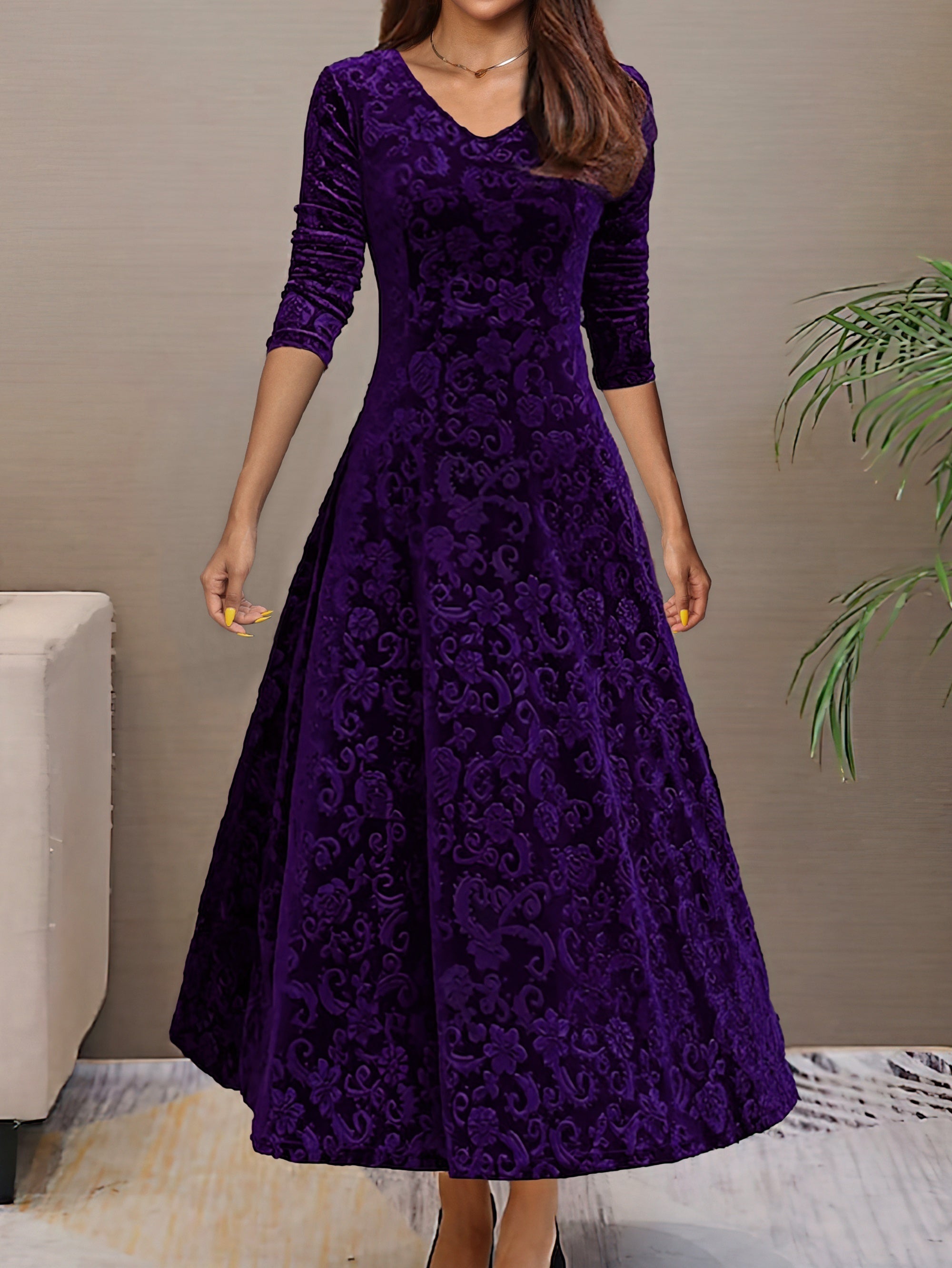 Sandrine | Elegance Dress for the Festive Season – view 5