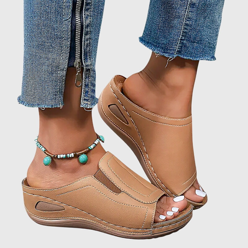 Aretha | Orthopaedic Sandals – view 2