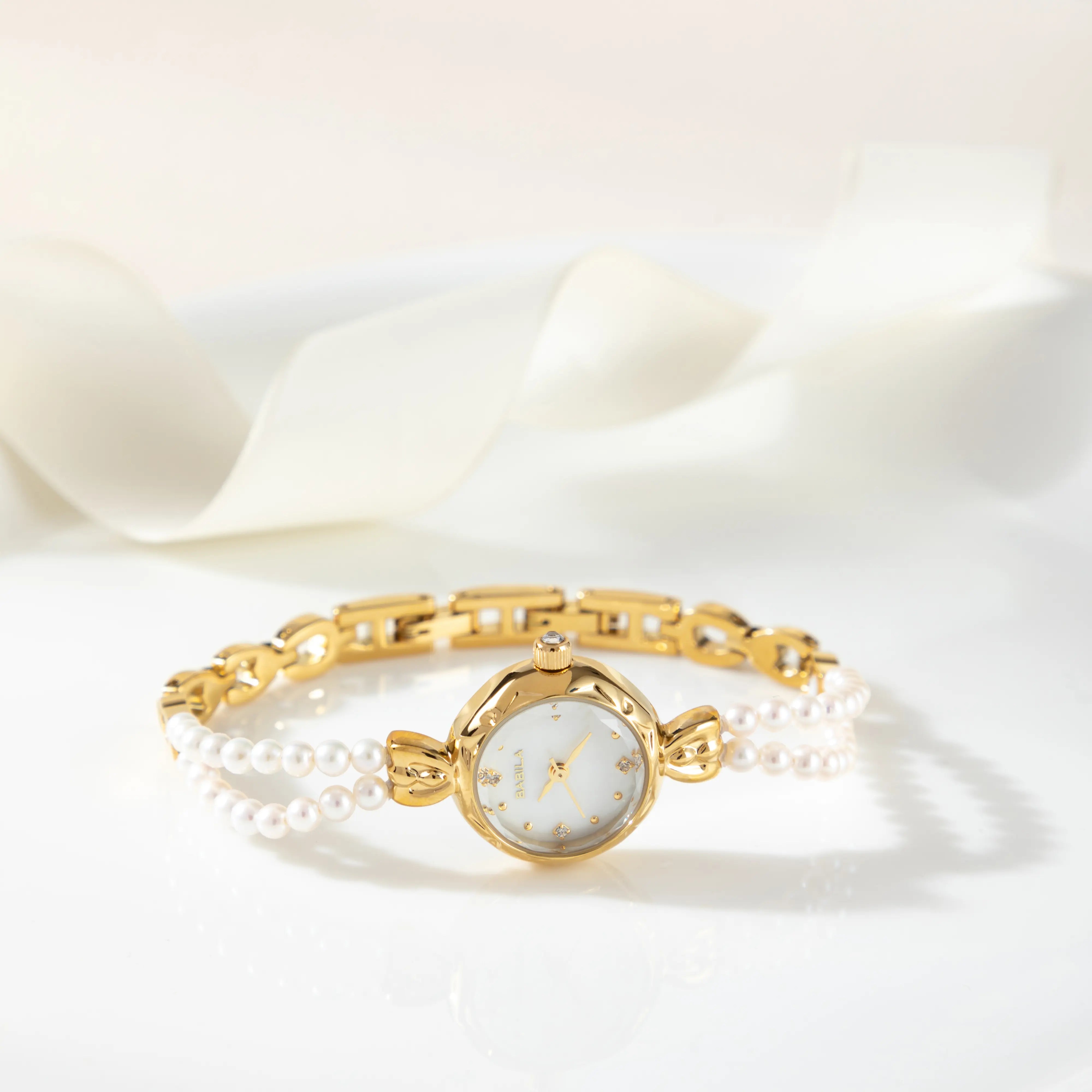 Lara® - Elegant Gold Watch with Double Pearl Bracelet – view 3