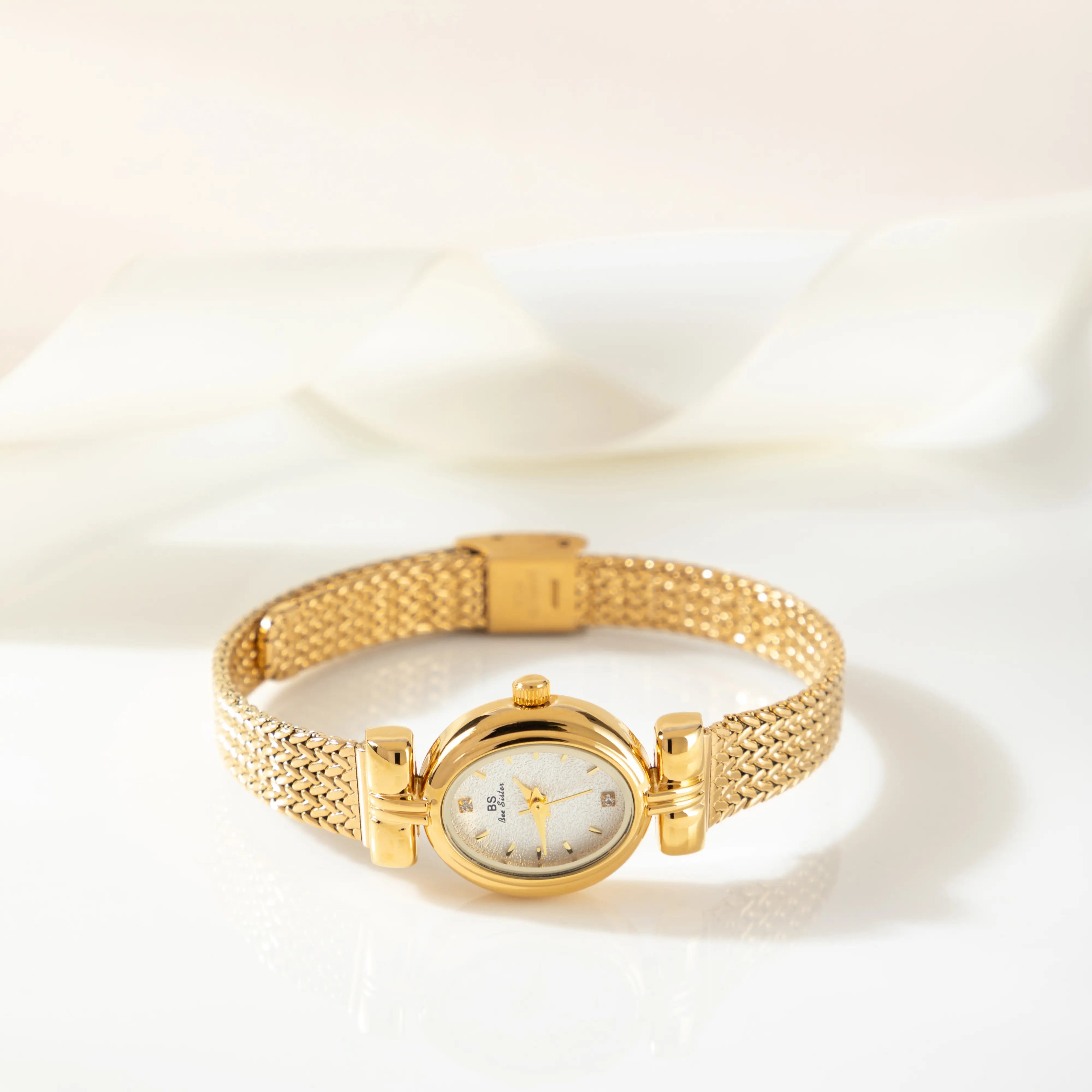 Iva® - Elegant Gold Watch with Woven Bracelet – view 3