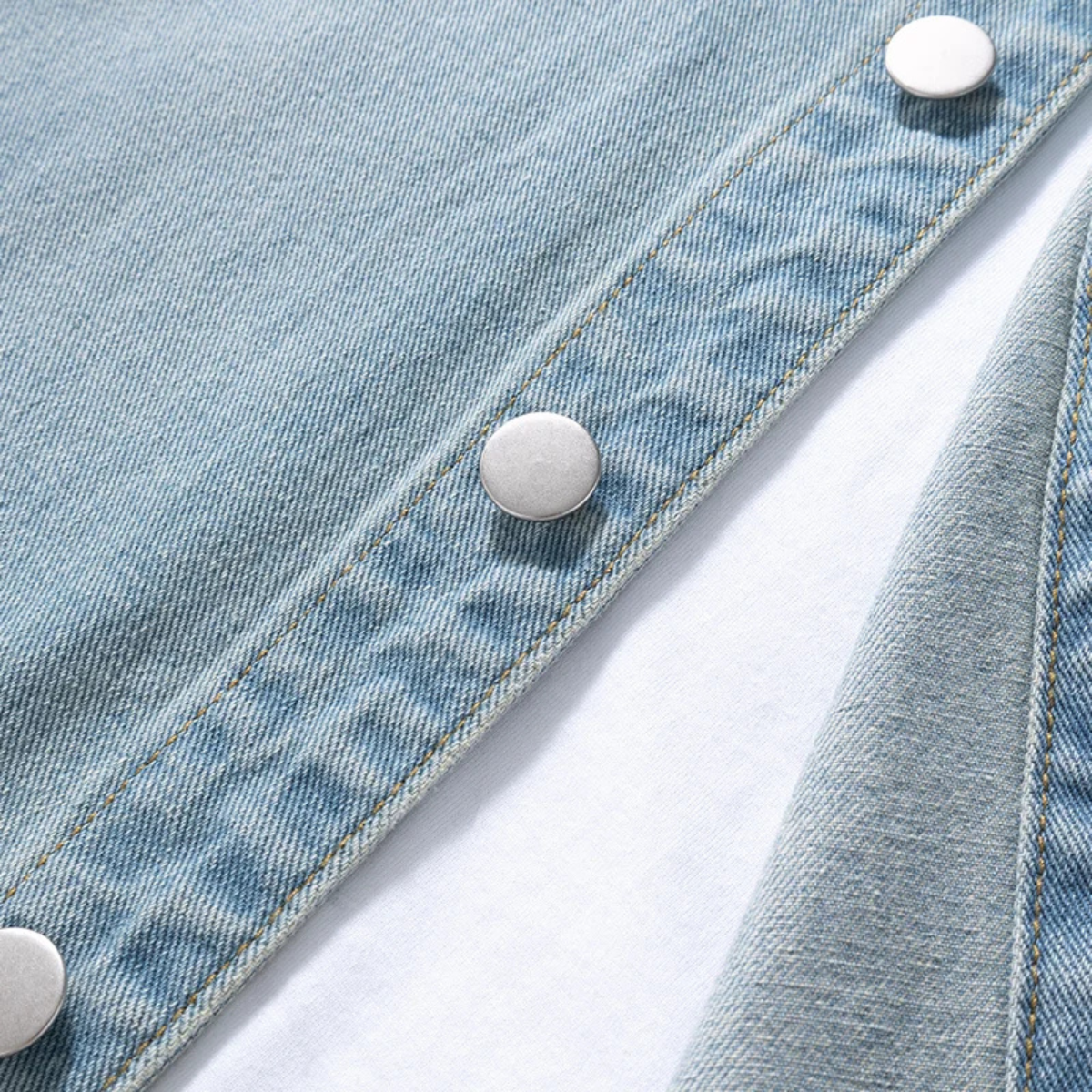 The Meadowpark Men’s Vintage Loose Fit Button Up Denim Shirt – view 5