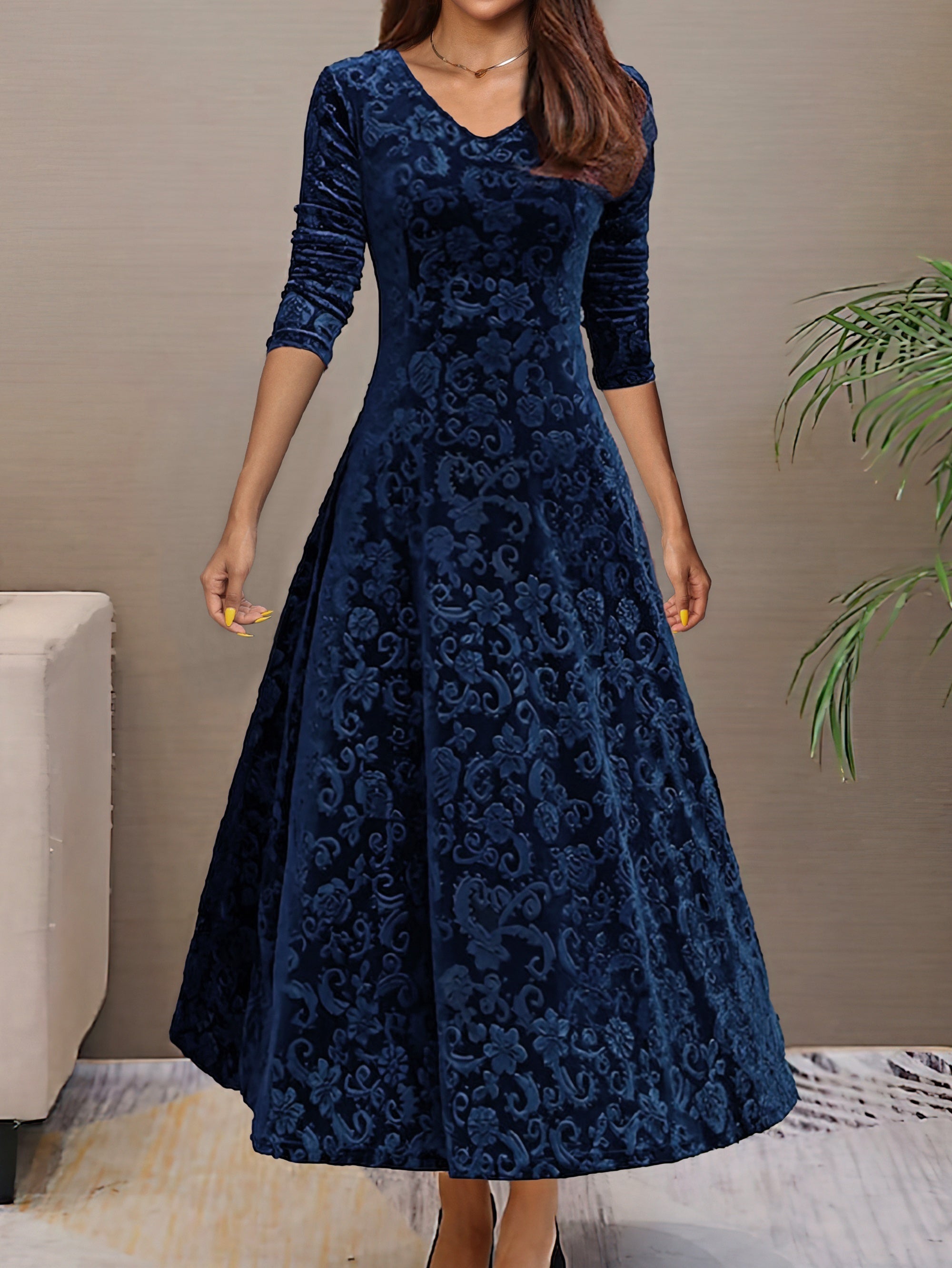 Sandrine | Elegance Dress for the Festive Season – view 6