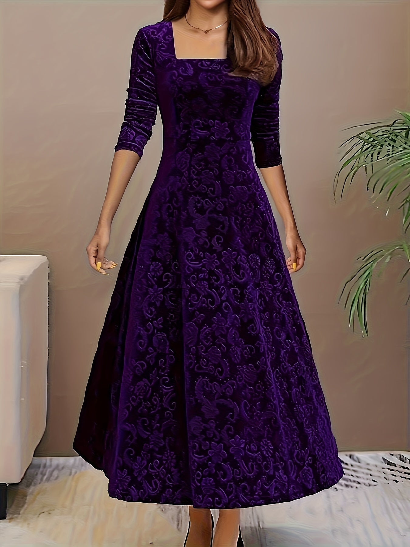 Julie | Elegant Patterned Maxi Dress – view 5