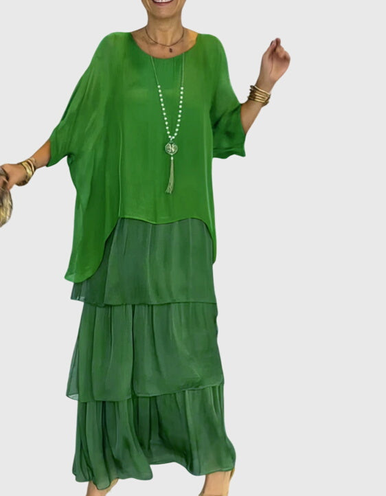 Patricia | Elegant Long and Flowing Dress – view 9