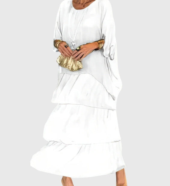 Patricia | Elegant Long and Flowing Dress – view 7