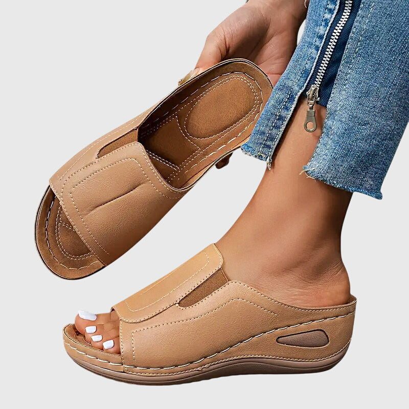 Aretha | Orthopaedic Sandals – view 4