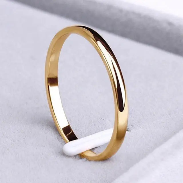 Elegant Gold and Silver Ring – view 2