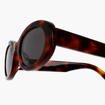 Averi | Chic Sunglasses – view 3