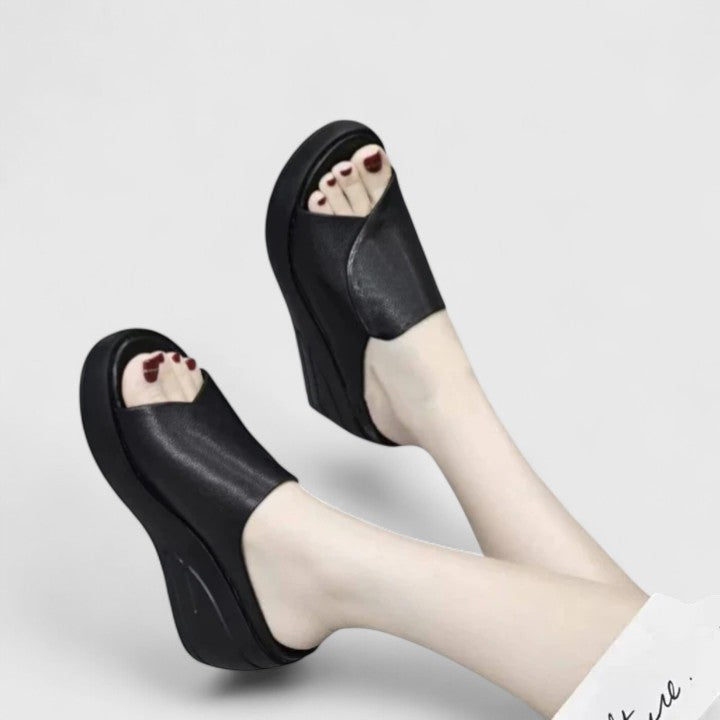 Celionette | Orthopaedic Wedge Sandals – view 2