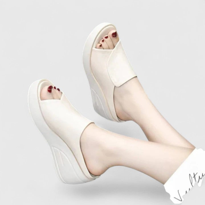 Celionette | Orthopaedic Wedge Sandals – view 3
