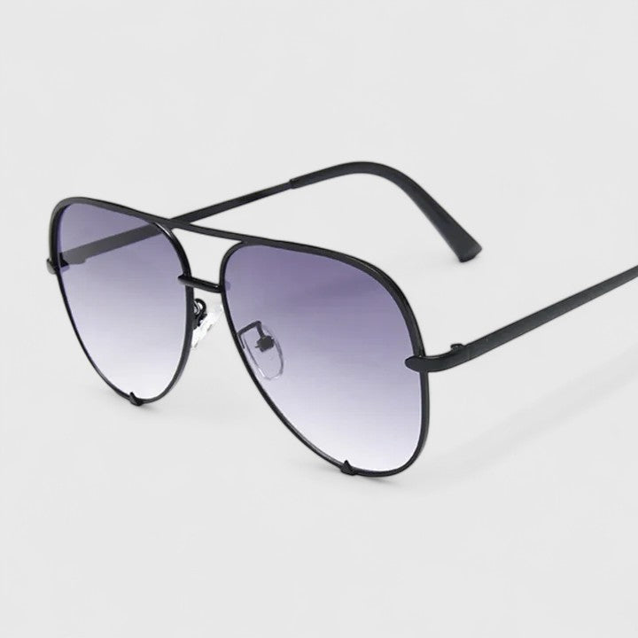 Tynzlee | Chic Sunglasses – view 6