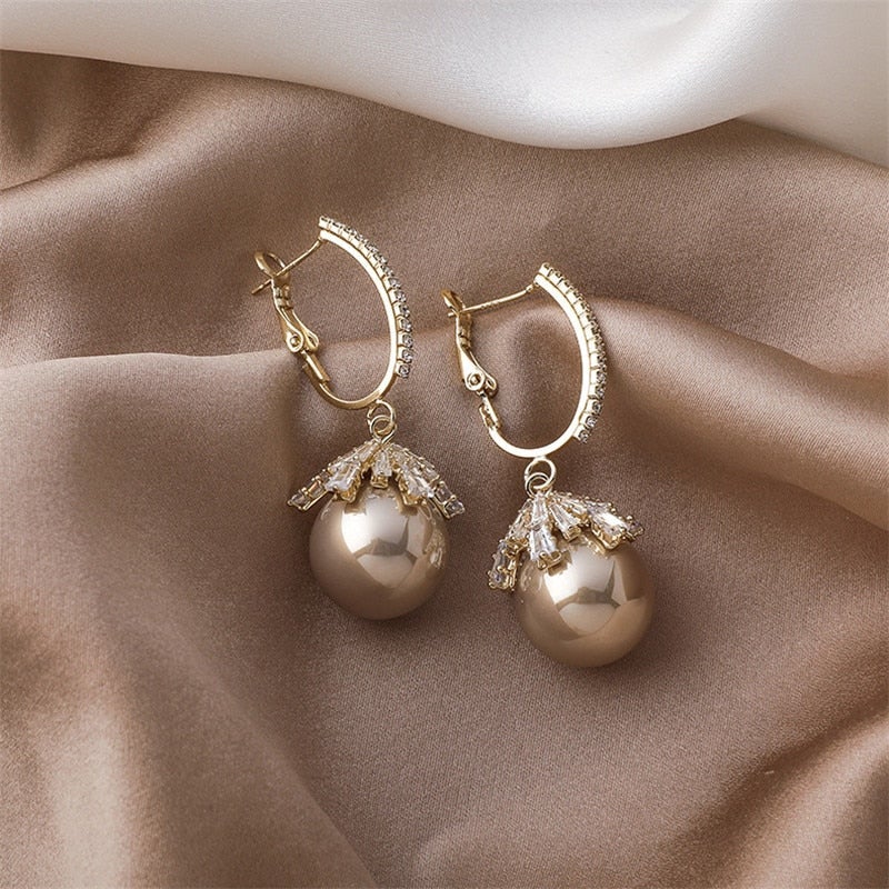 Malia Pearl Drop Earrings – view 2