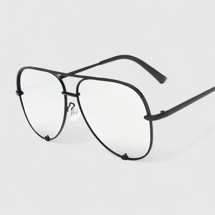 Tynzlee | Chic Sunglasses – view 9