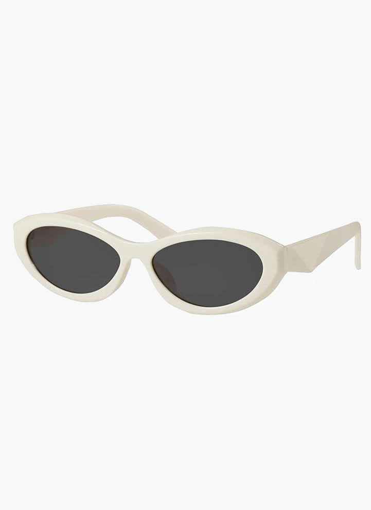 Ryelle | Sleek Minimalist Sunglasses – view 2