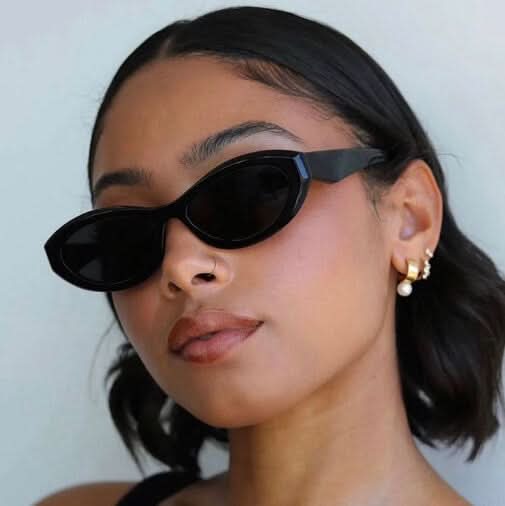 Ryelle | Sleek Minimalist Sunglasses – view 3