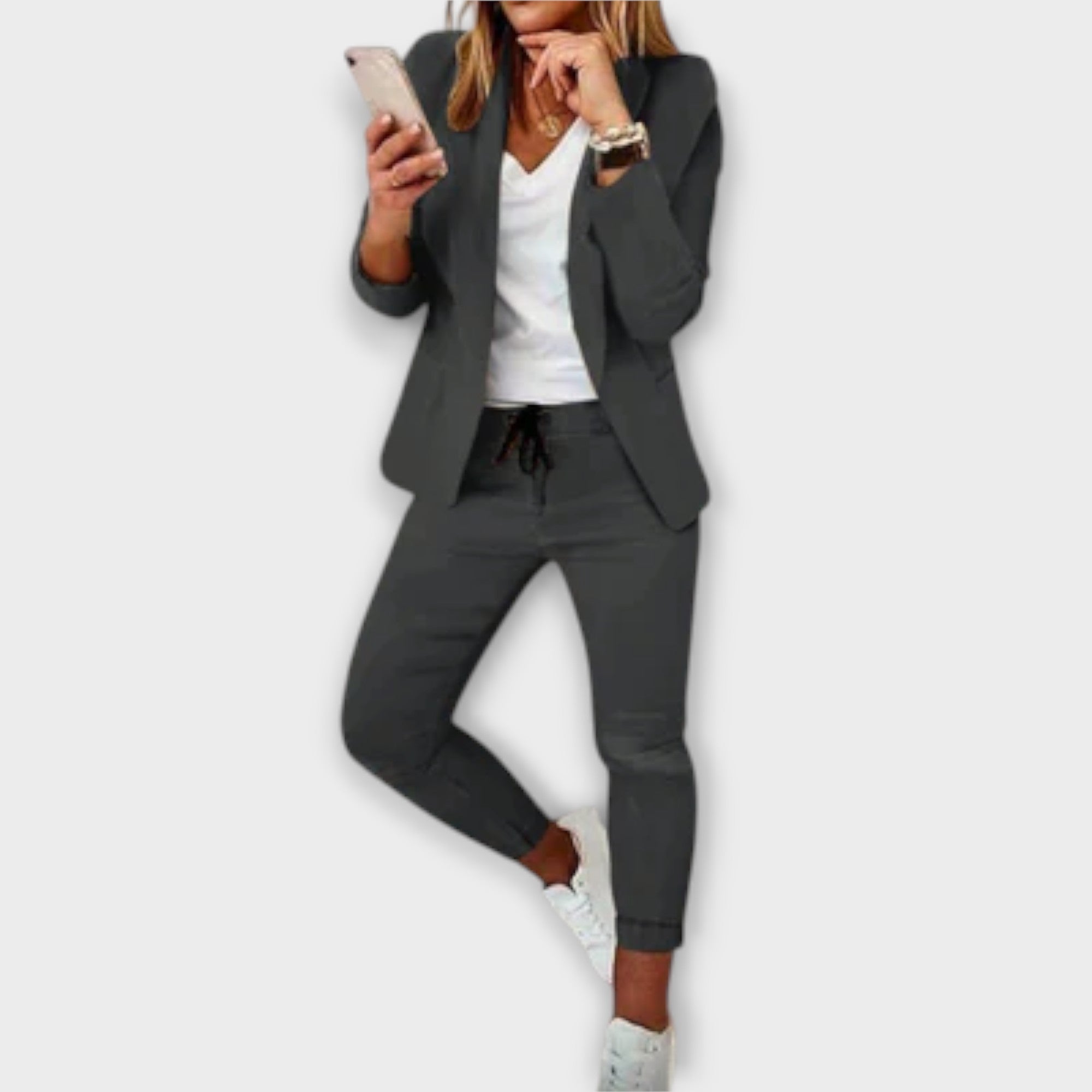 Lyselle | Elegant Blazer Set – view 4