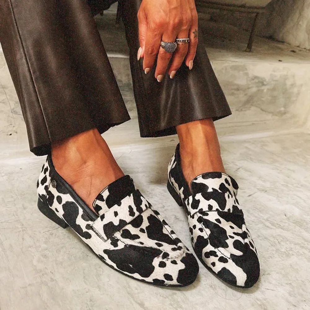 Darcy - Fun Monochrome Loafers – view 2