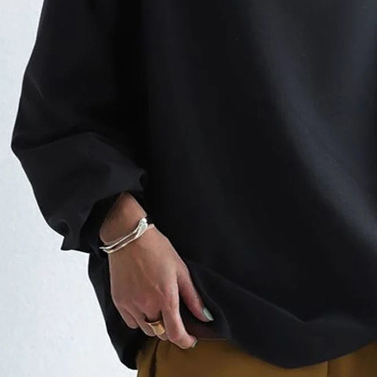 Lisa | Stylish High-Neck Casual Top – view 9
