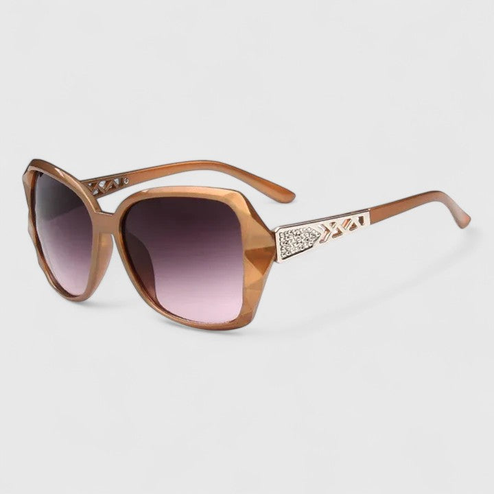 Avalynne | Elegant Sunglasses