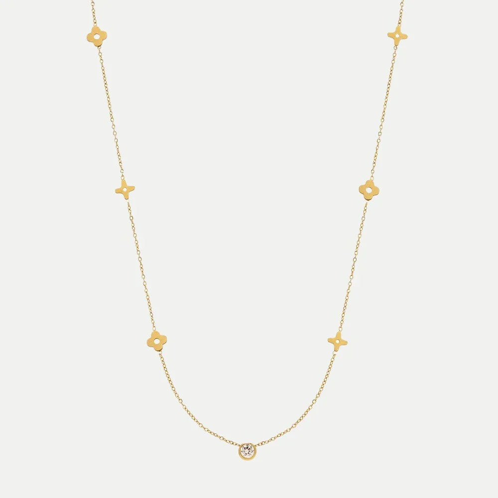 Karine – Gold Necklace Featuring Vibrant Accents