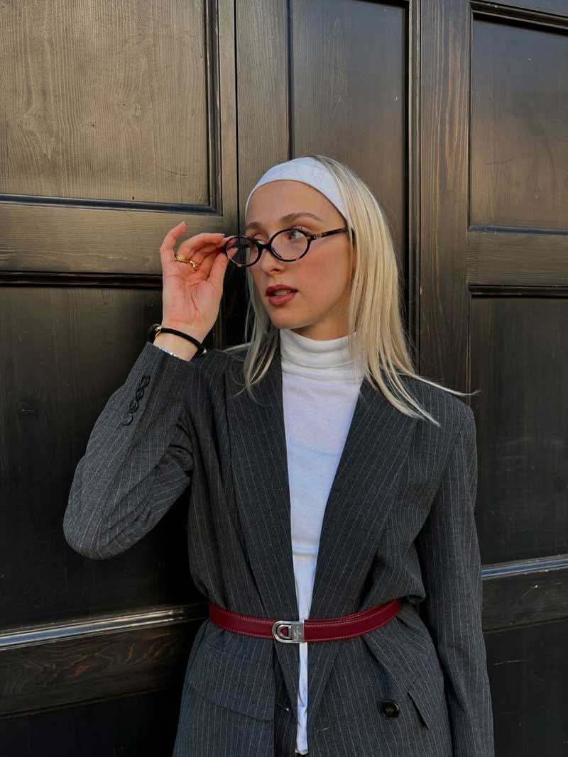 Brynlee | Chic Reading Glasses – view 5