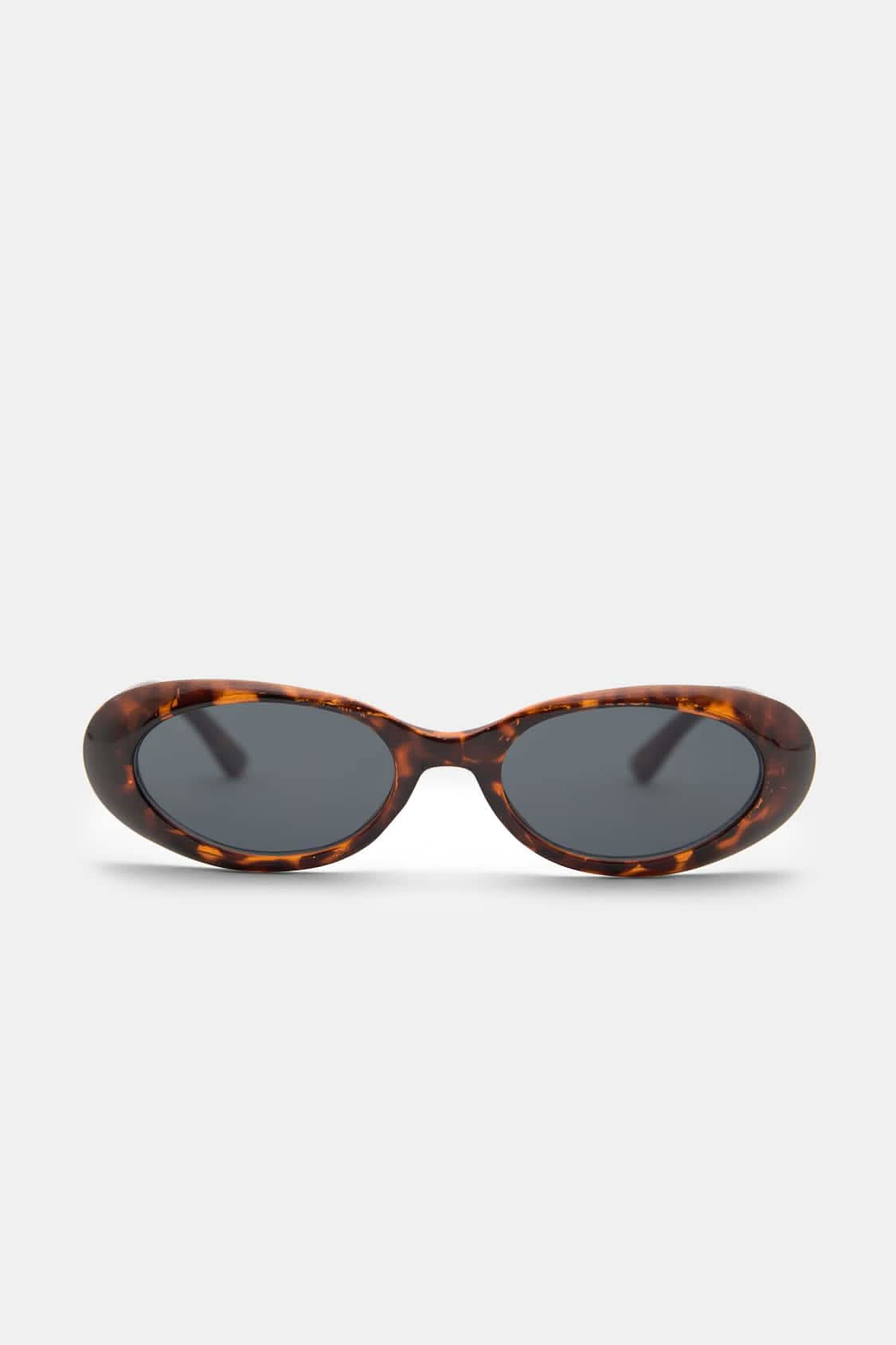 Kaelani | Trendy Sunglasses – view 3