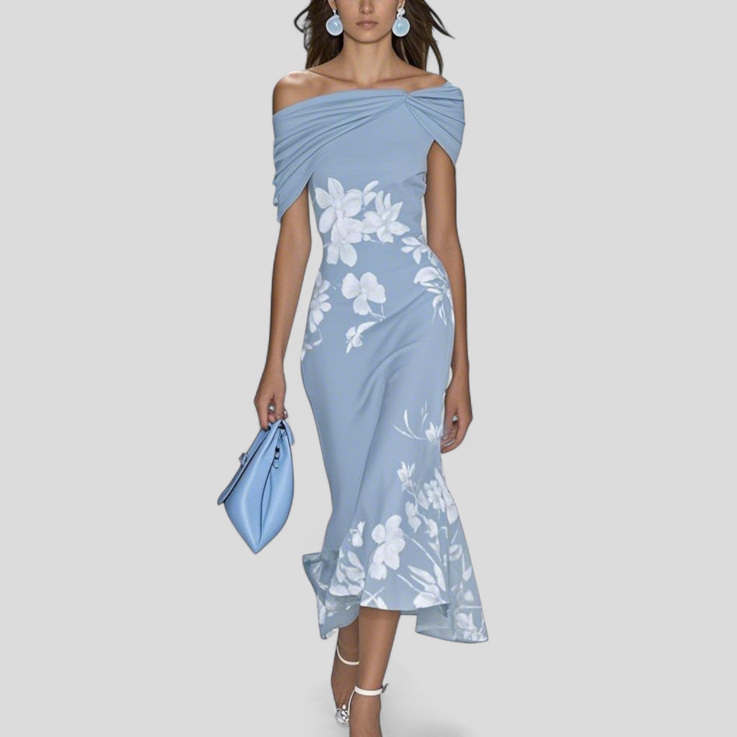 Isabrunel | Elegant Midi Dress – view 2