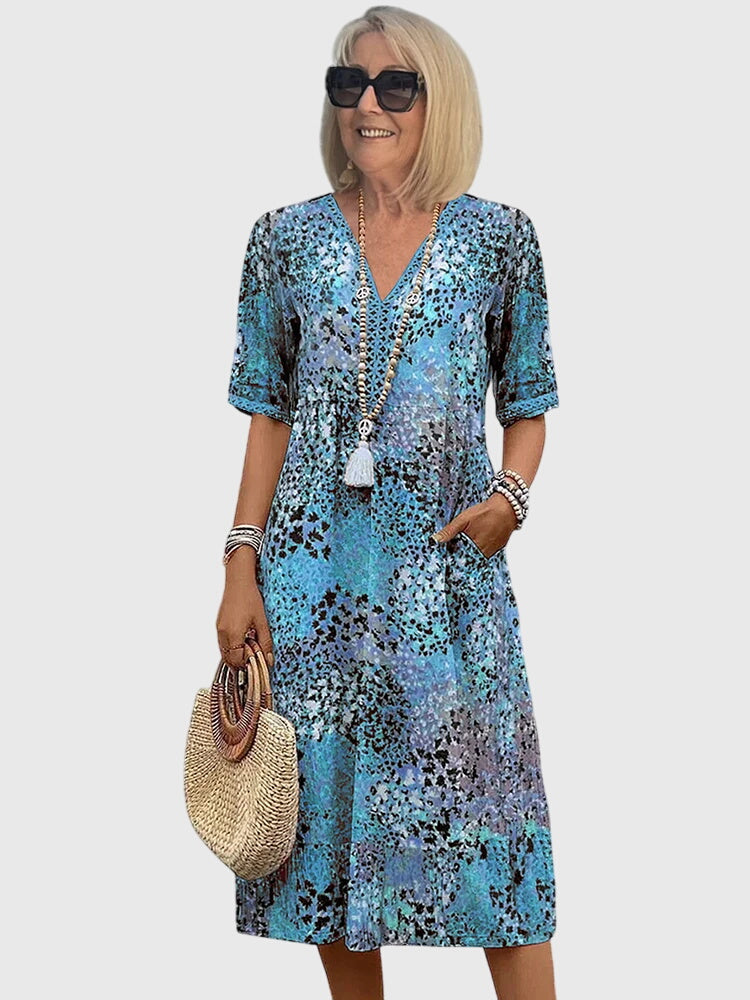 Yvonna | Elegant Floral Midi Dress – view 3