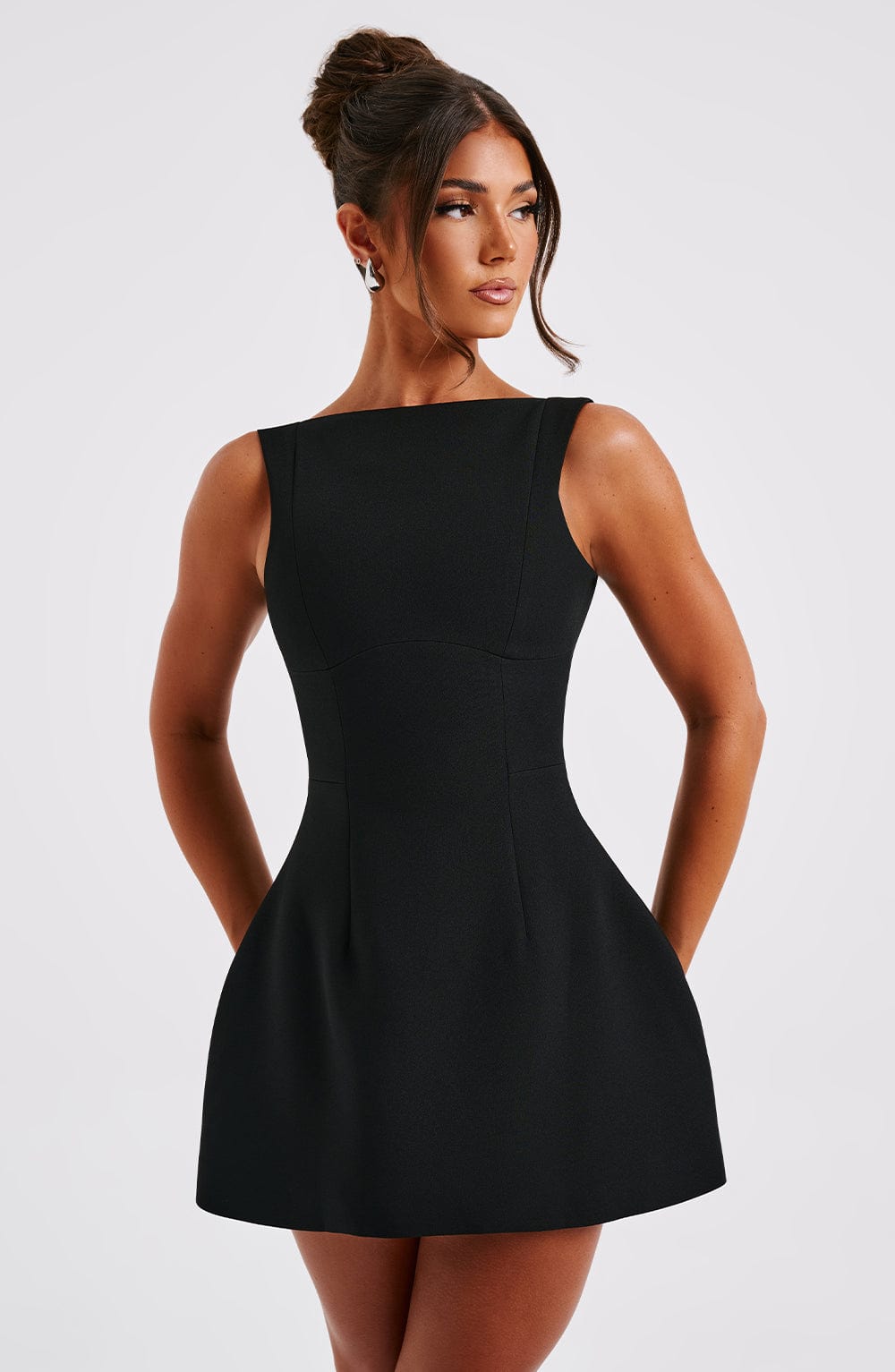 Alana | Chic Mini Dress – view 4