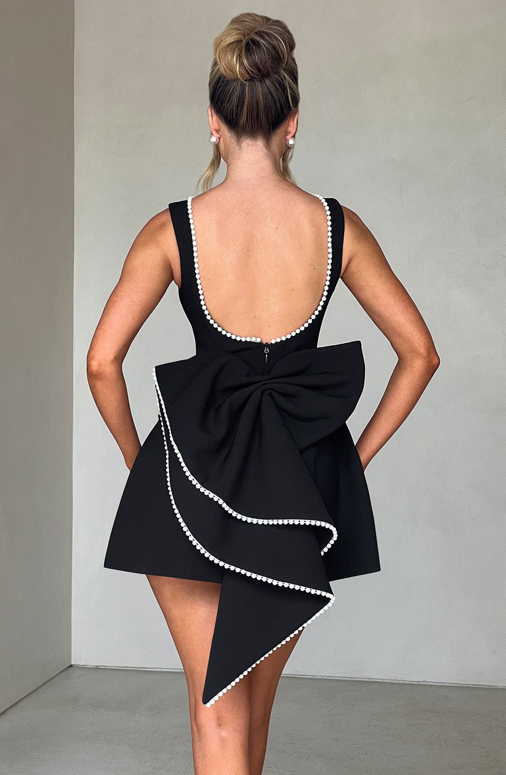 Kel | Chic Mini Dress – view 18