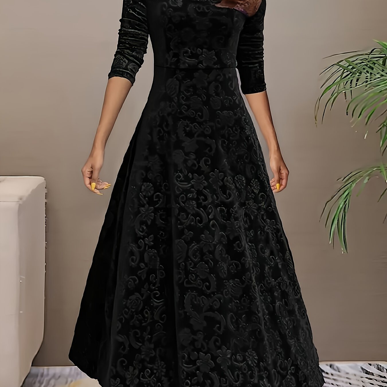 Julie | Elegant Patterned Maxi Dress – view 16