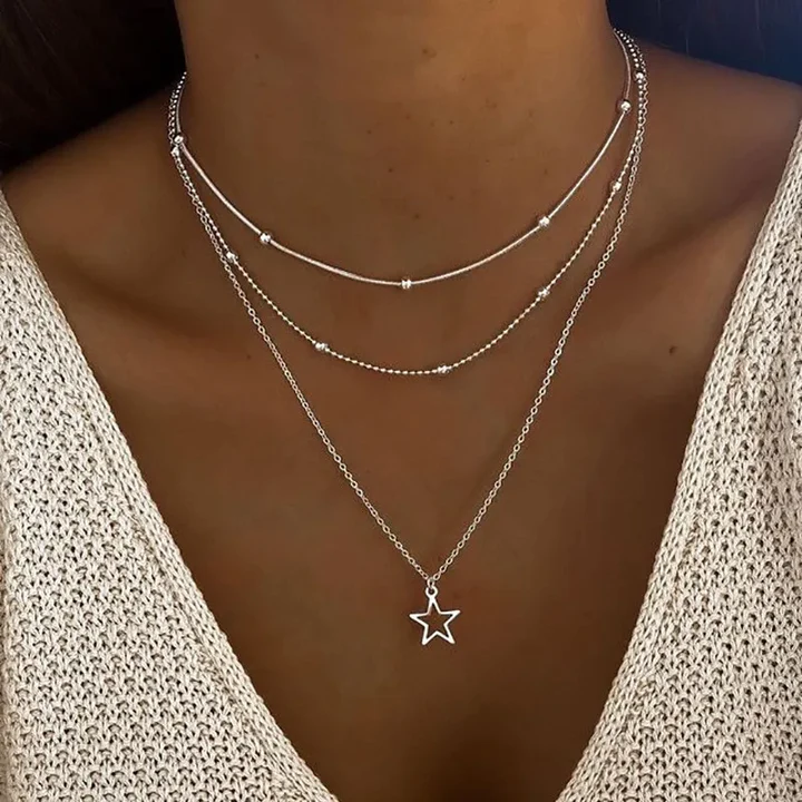 Retro Star Pendant Necklace