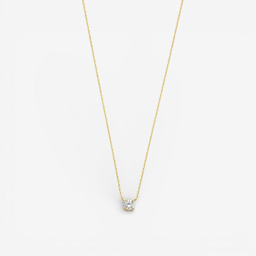 Cléa Moissanite Pendant Necklace