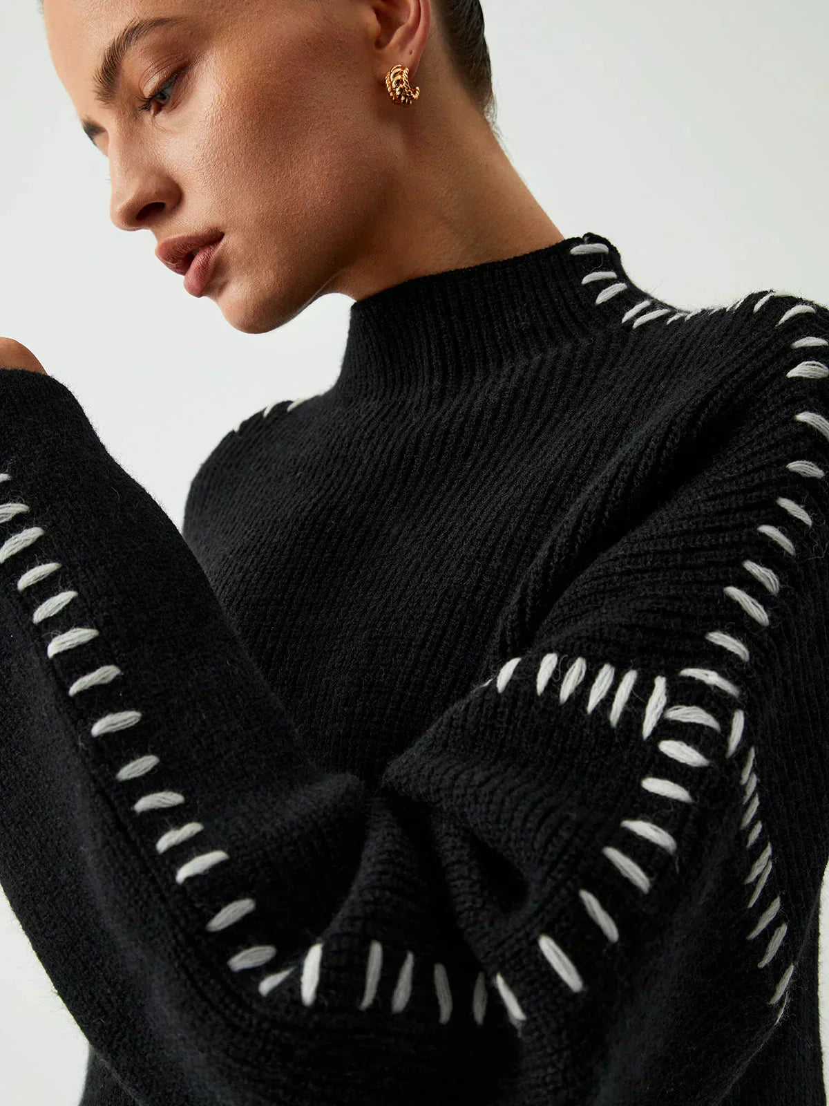 Nia | Cozy Knit Sweater – view 4