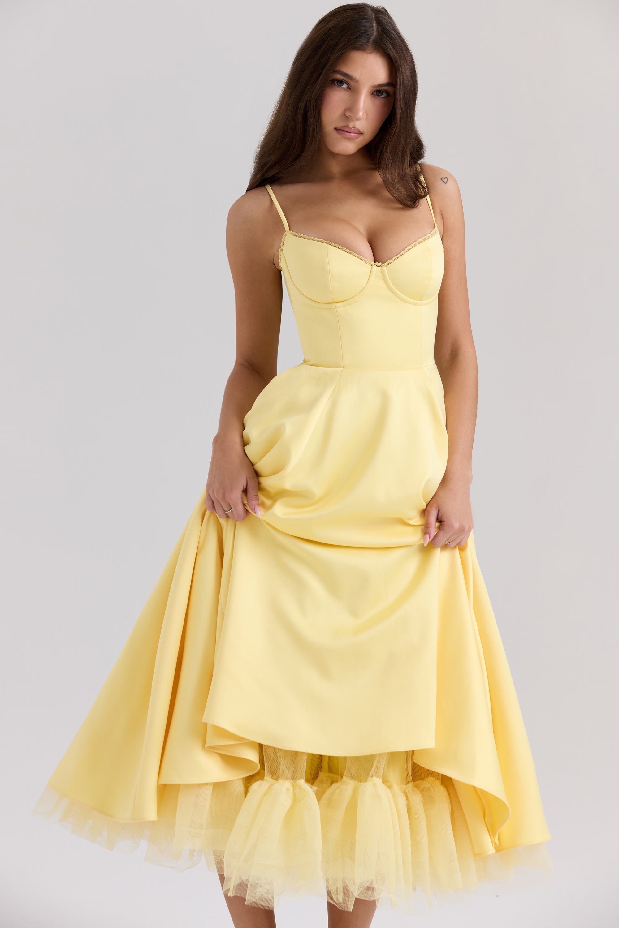 Solange | Elegant Midi Dress – view 3