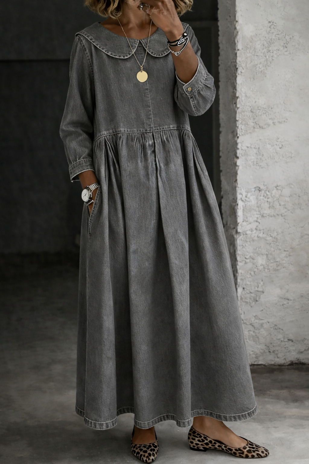 Manon | Denim Dress with Peter Pan Collar – view 7