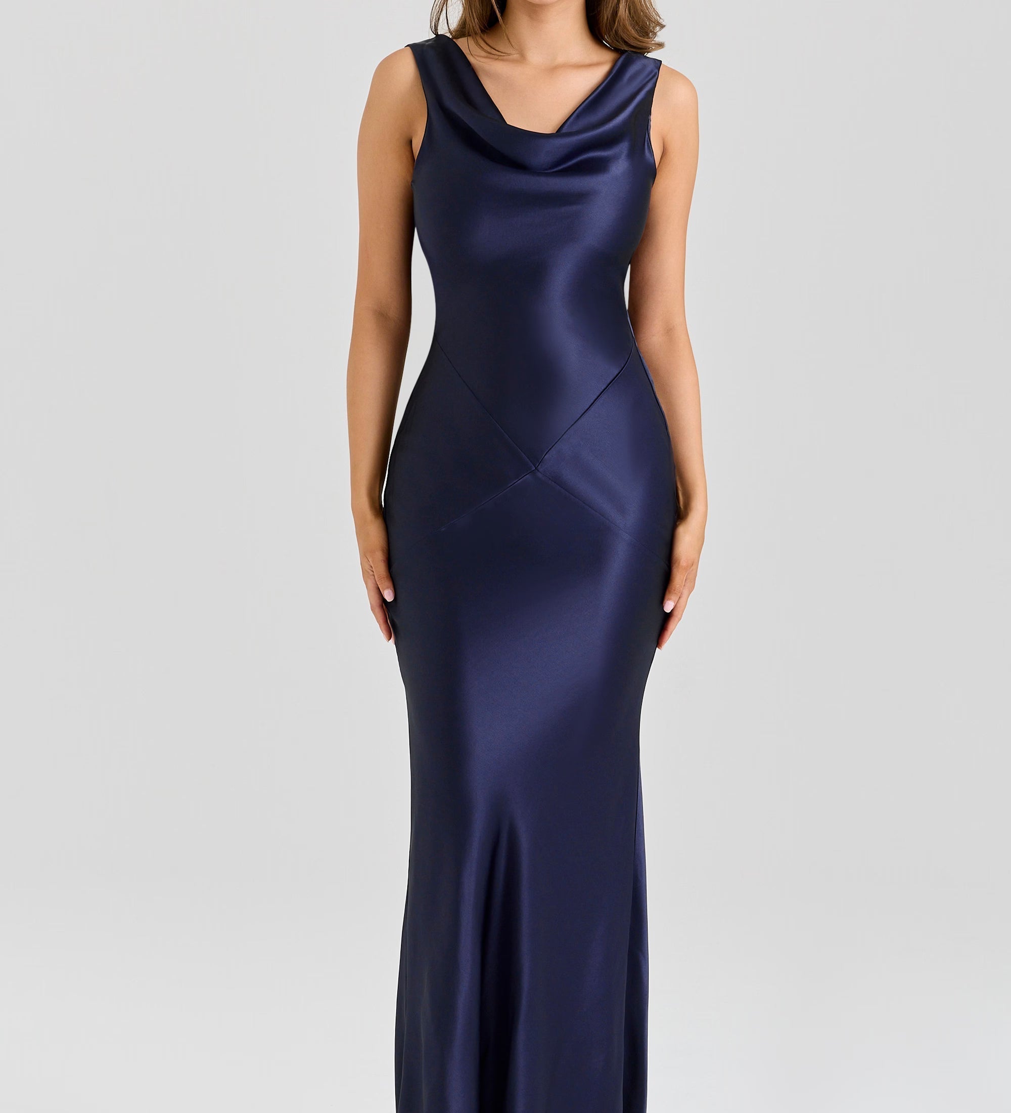 Felicia | Open-Back Maxi Dress