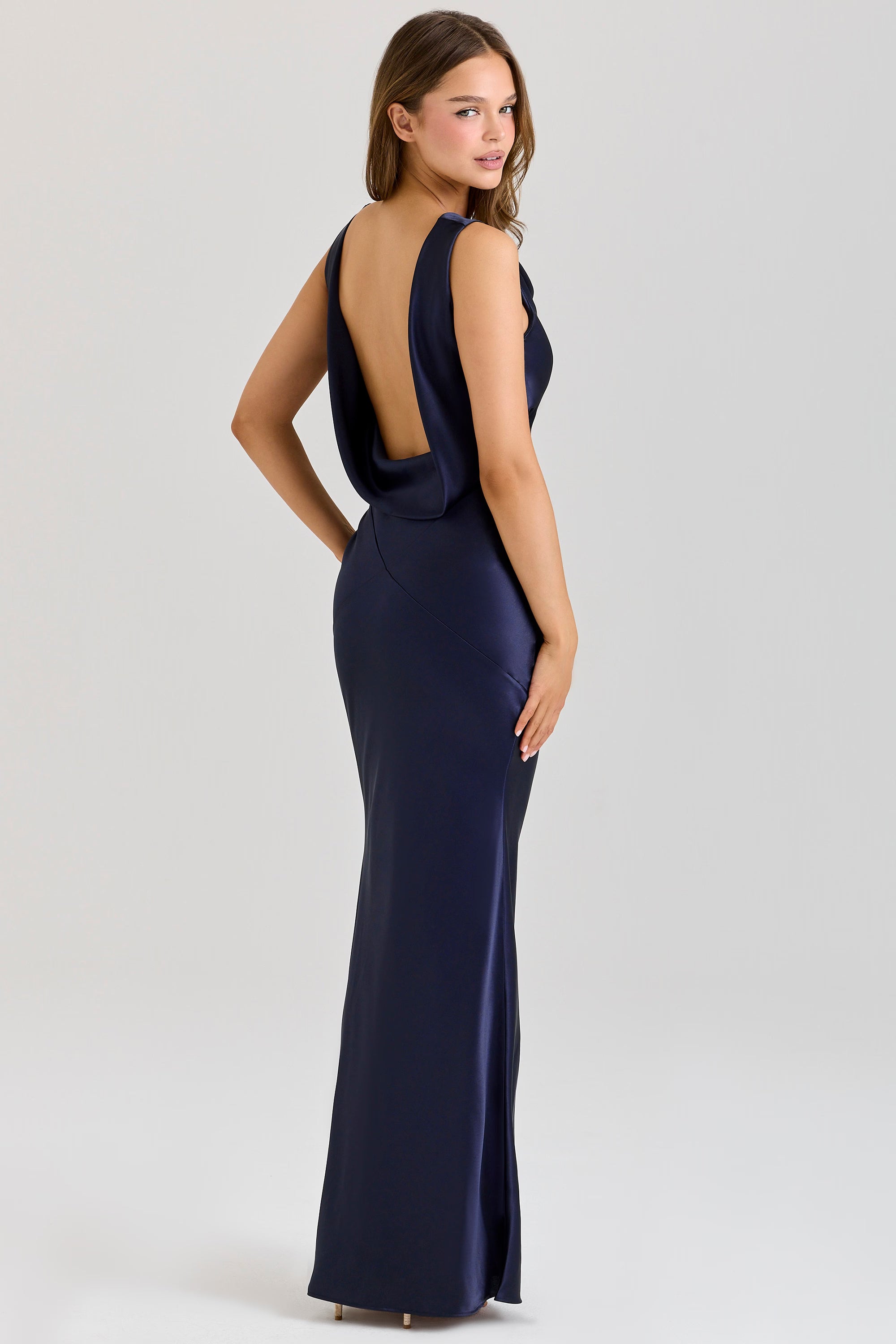 Felicia | Open-Back Maxi Dress – view 2