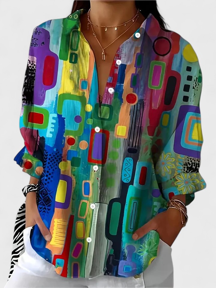 Léa | Chic Blouse Featuring a Geometric Design – view 2