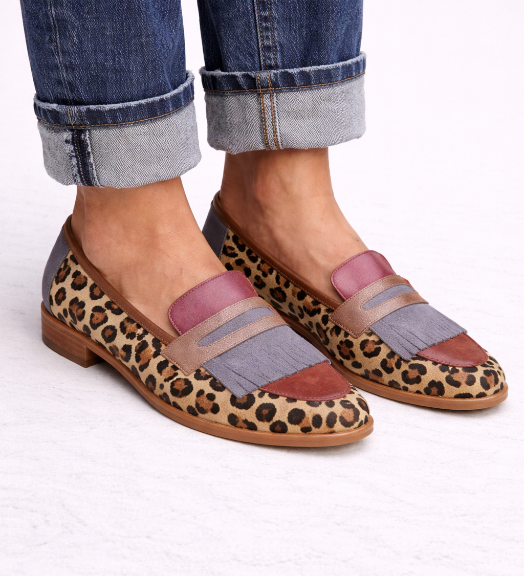 Zelda - Chic Leopard Print Moccasins